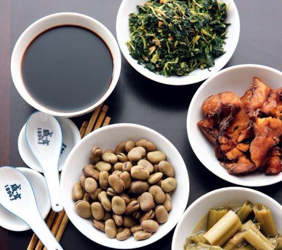 喝酒，小吃小菜是關鍵。